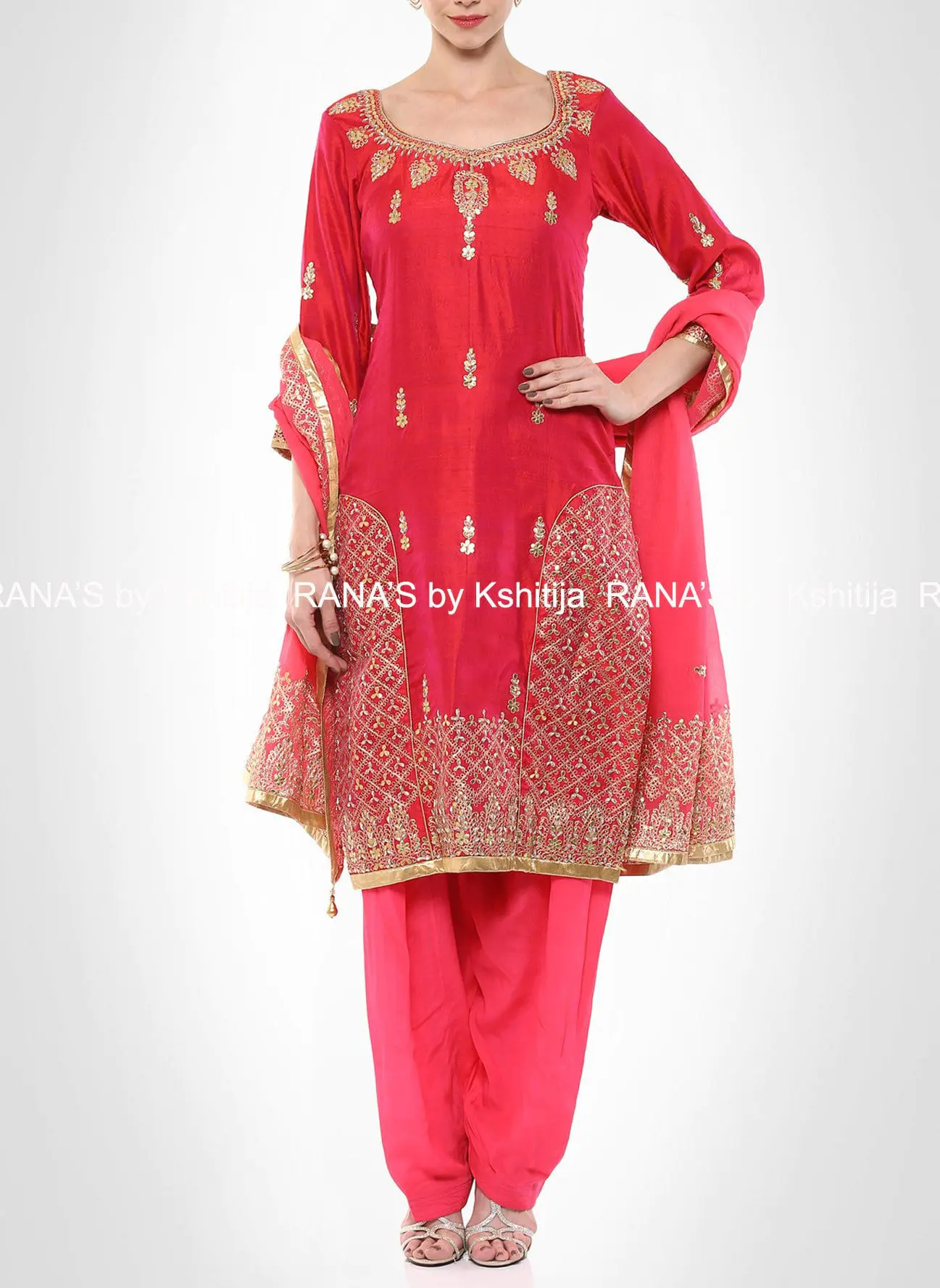 Rich Aari Handworked Salwar Suit
